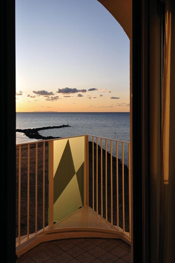 Hotel Stella Marina San Vincenzo Exteriör bild