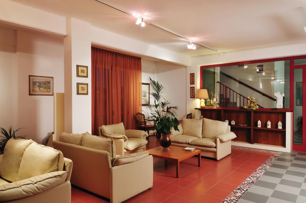 Hotel Stella Marina San Vincenzo Exteriör bild