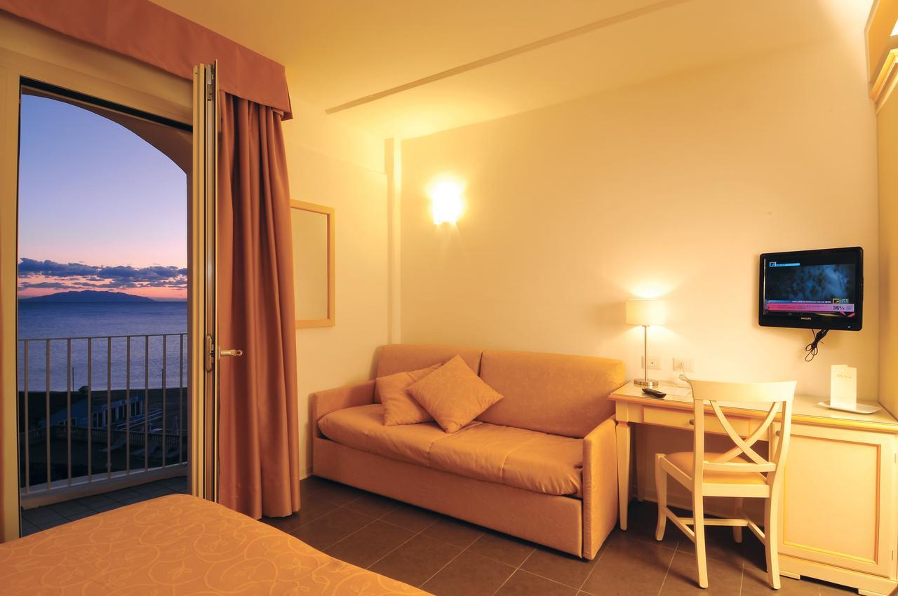 Hotel Stella Marina San Vincenzo Exteriör bild